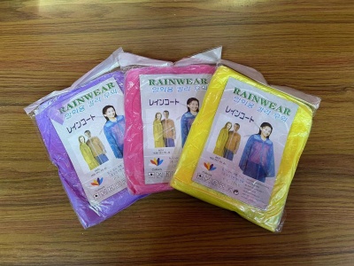 厂家直售景区旅游户外漂流骑行加厚便携成人四合纽扣PE一次性雨衣