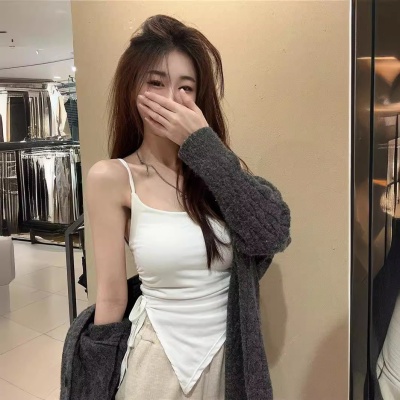 不规则开叉吊带背心女夏季系带设计感内搭带胸垫外穿甜辣抹胸上衣