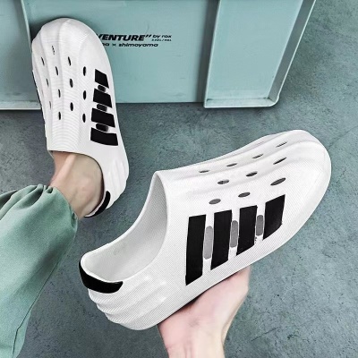 踩屎感洞洞鞋男款夏季外穿运动两穿包头拖鞋大码沙滩凉鞋夜市批发