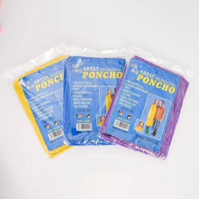 厂家直售景区旅游户外漂流骑行加厚便携成人四合纽扣PE一次性雨衣