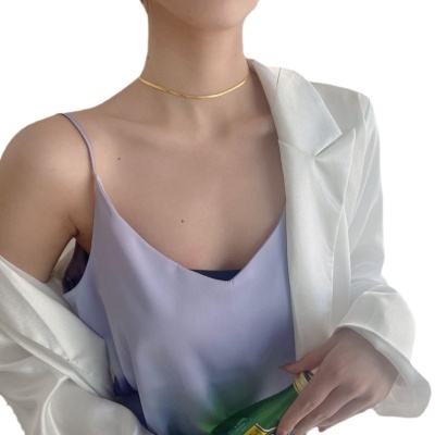 缎面仿真丝吊带背心女春夏季内搭绸缎V领宽松显瘦内搭打底衫批发