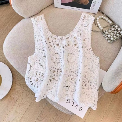 镂空钩花设计感吊带背心U领女夏季外搭宽松显瘦短款小众上衣