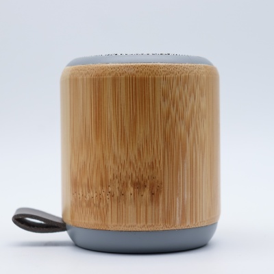 竹木环保蓝牙音箱桌面迷你便携式蓝牙音响登山挂扣礼品小音响