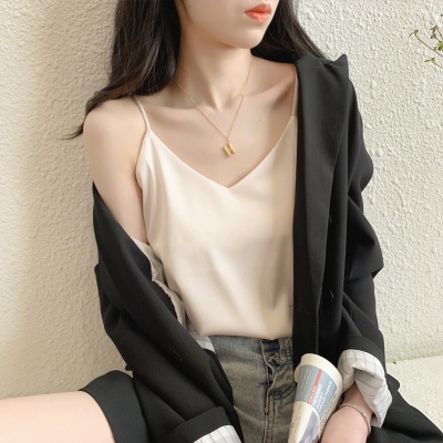 小吊带背心女夏季内搭外穿配西装打底衫大码冰丝美背V领无袖上衣