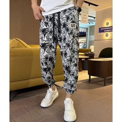 2023夏季男士新款冰丝印花休闲开叉九分裤网红青年痞帅宽松哈伦裤