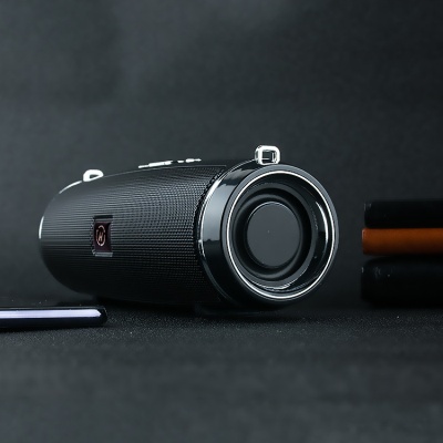 跨境爆款MINI2+蓝牙音箱插卡迷你超重低音炮户外背带便携音箱礼品